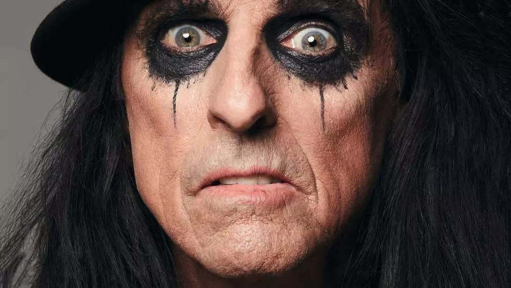 Músicos Convertidos ao Cristianismo - Alice Cooper